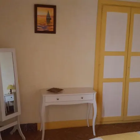 Au Relais Des Songes Bed & Breakfast *