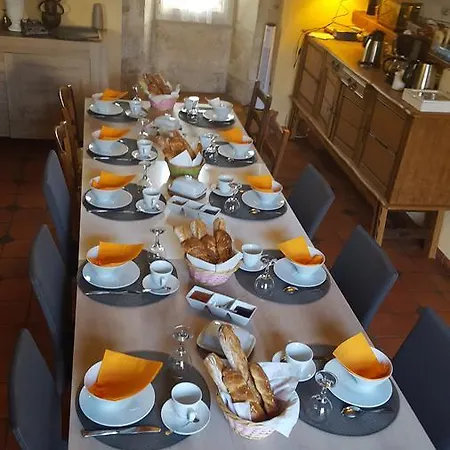 Au Relais Des Songes