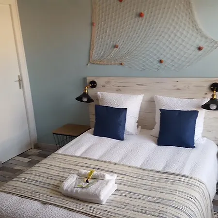 Au Relais Des Songes Bed & Breakfast *